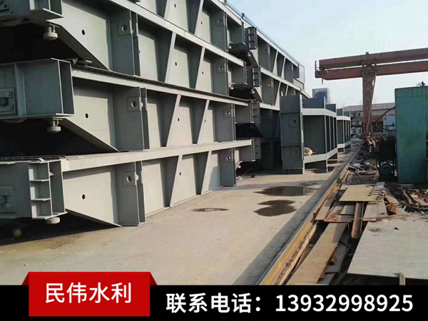 鋼制閘門
